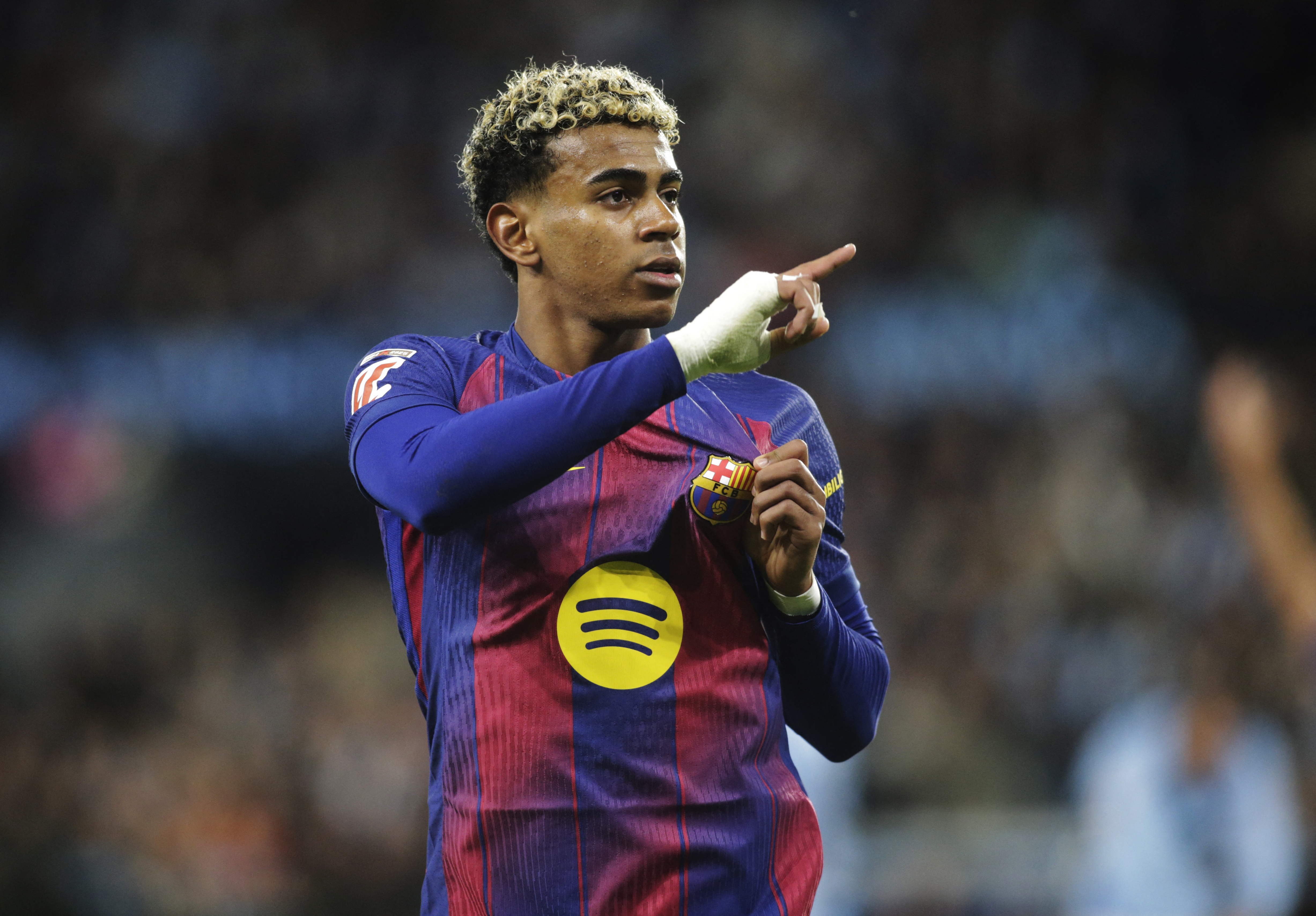 开云-五大联赛过人榜：亚马尔遥遥领先，多库、姆巴佩、维尼修斯在列