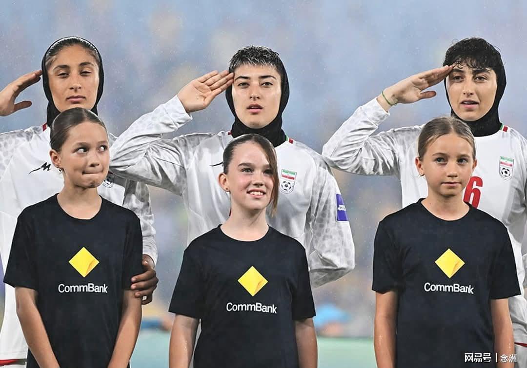 开云官网-伊朗女足前国脚：球员回国后或被监禁处决 我没戴头巾被夺走一切